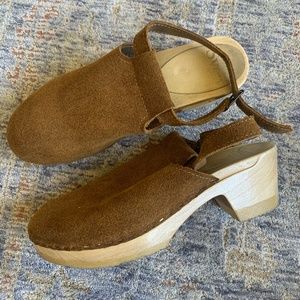 SVEN suede clogs 39